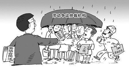 《中国商业医疗险发展蓝皮书》：一半保民会为家人投保，年轻保民满意度超70%