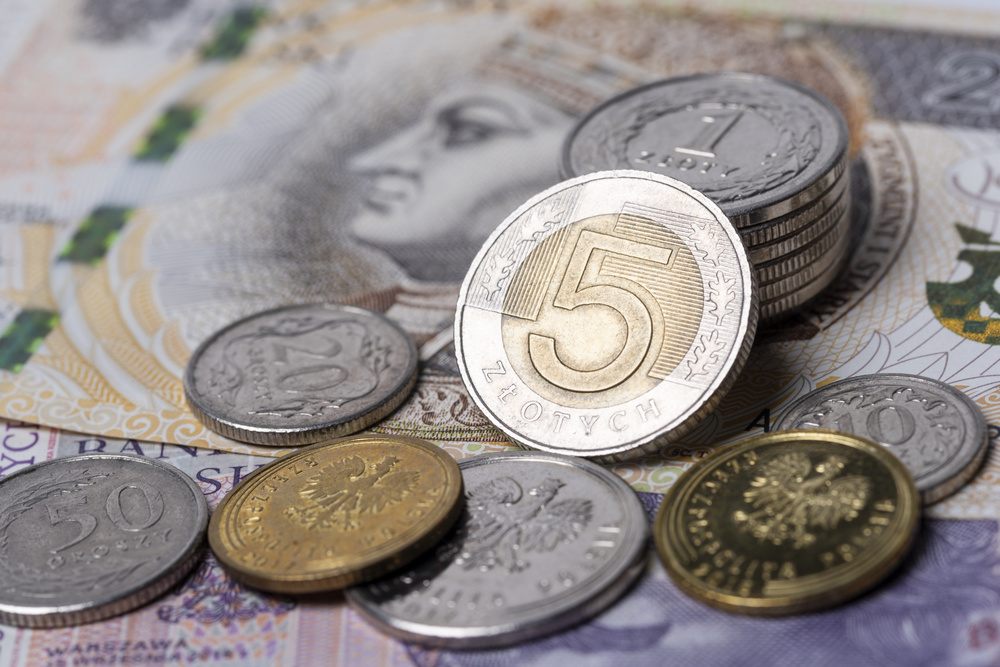 乙二醇期货12月17日主力小幅上涨0.25% 收报4815.0元