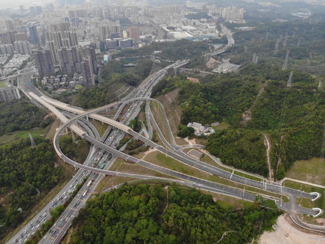 聚焦中央经济工作会议丨交通先行！推动有效降低全社会物流成本