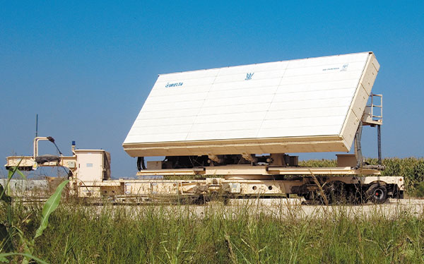 我国首次采用航空冰雷达开展典型冰川储量调查