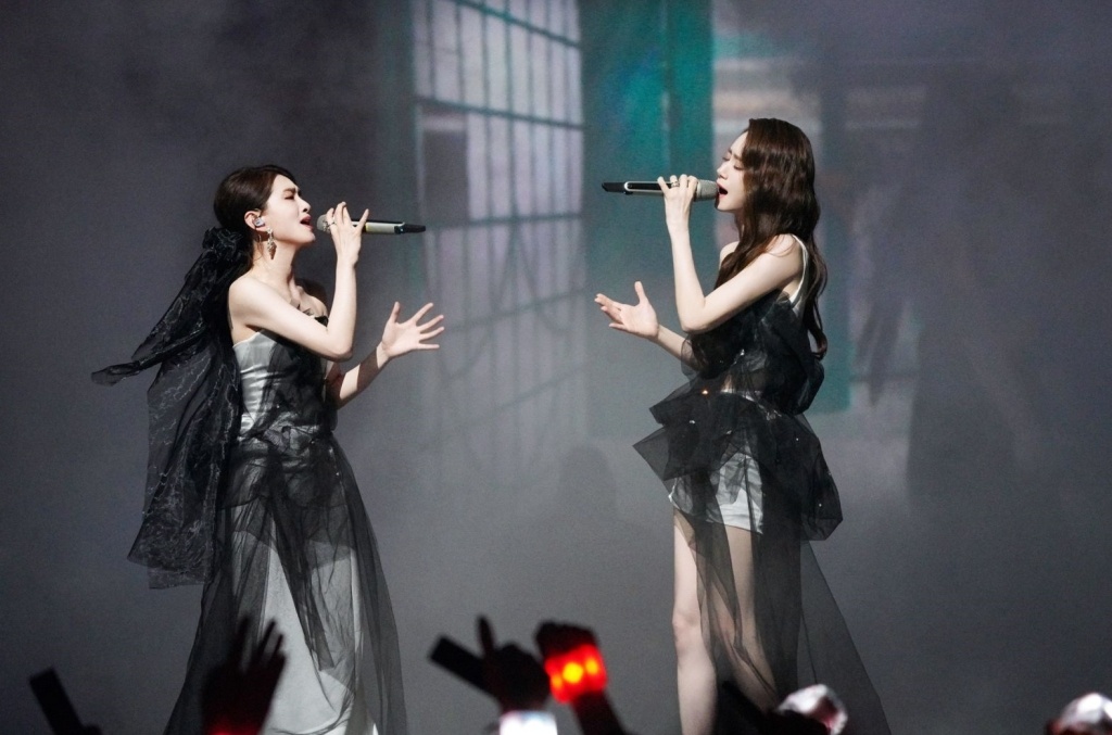 以社交为媒传递时代之声 2024微博之夜揭晓年度热点