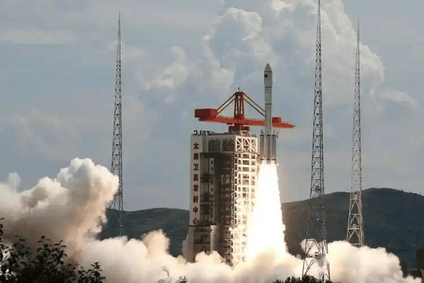 我国成功发射微厘空间01组卫星 海上新年度首发开门红