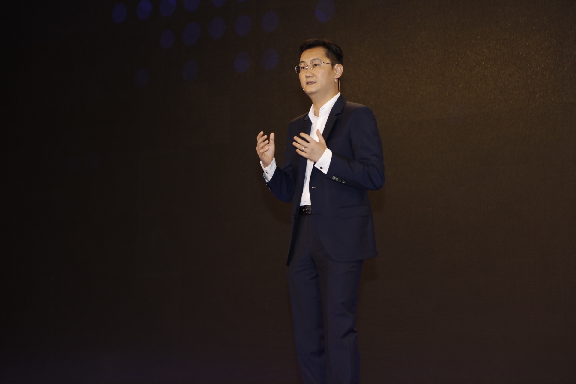 马化腾内部员工大会讲话：对公司新一年发展提出新期待