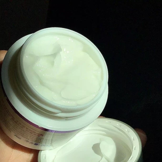 海飞丝用一个简单的“头靠肩”温暖2025 