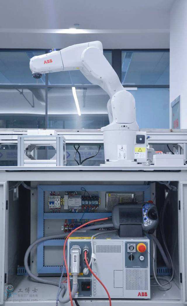 特稿｜家用机器人何时来“敲门”