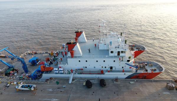 中国与新西兰载人深潜联合科考再启航