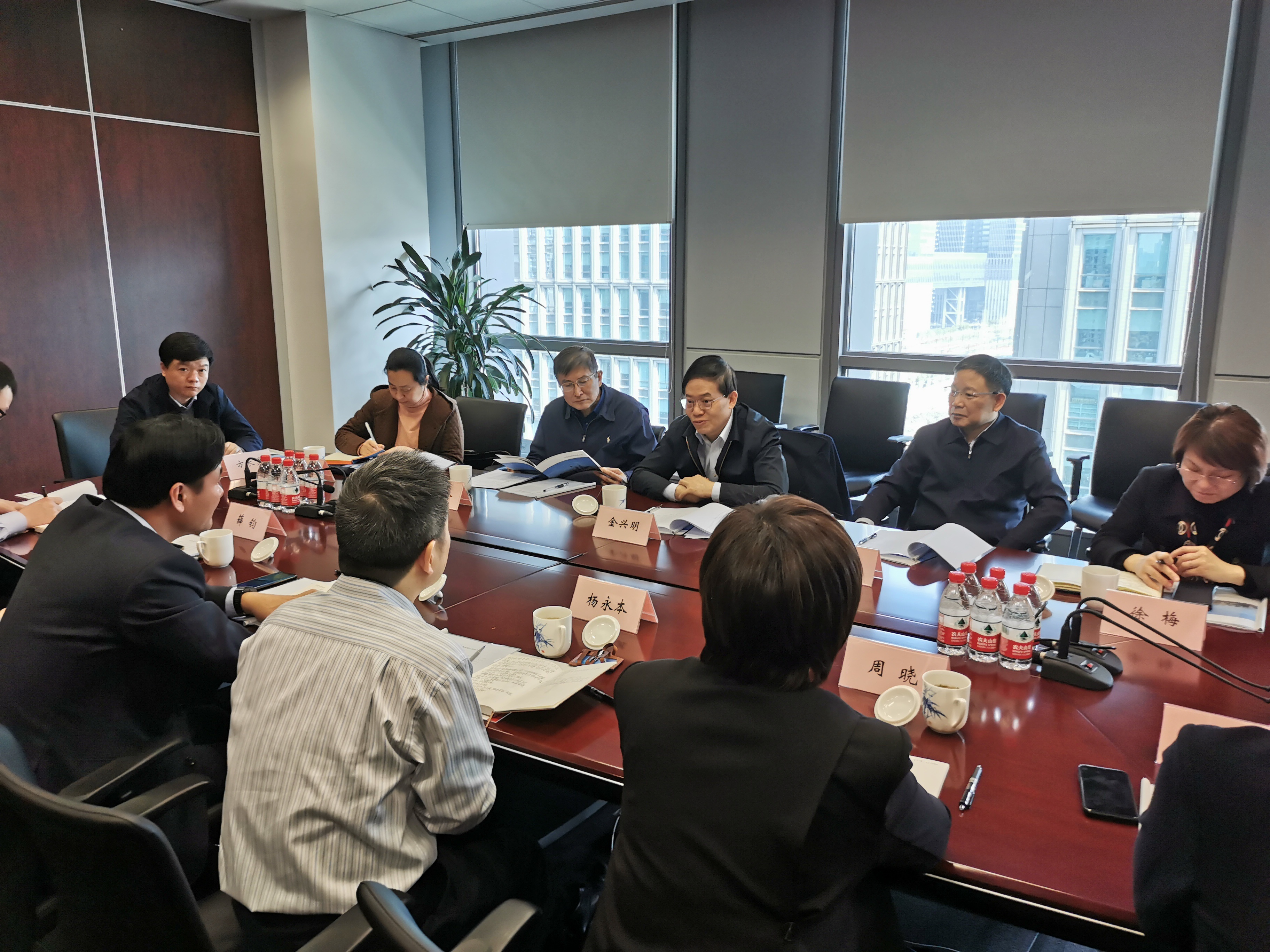 2月26日乙二醇期货持仓龙虎榜分析：东证期货增仓2281手多单