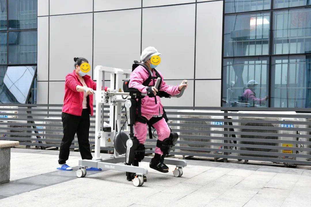 养老场景应用火爆——外骨骼机器人加速入局“银发经济”