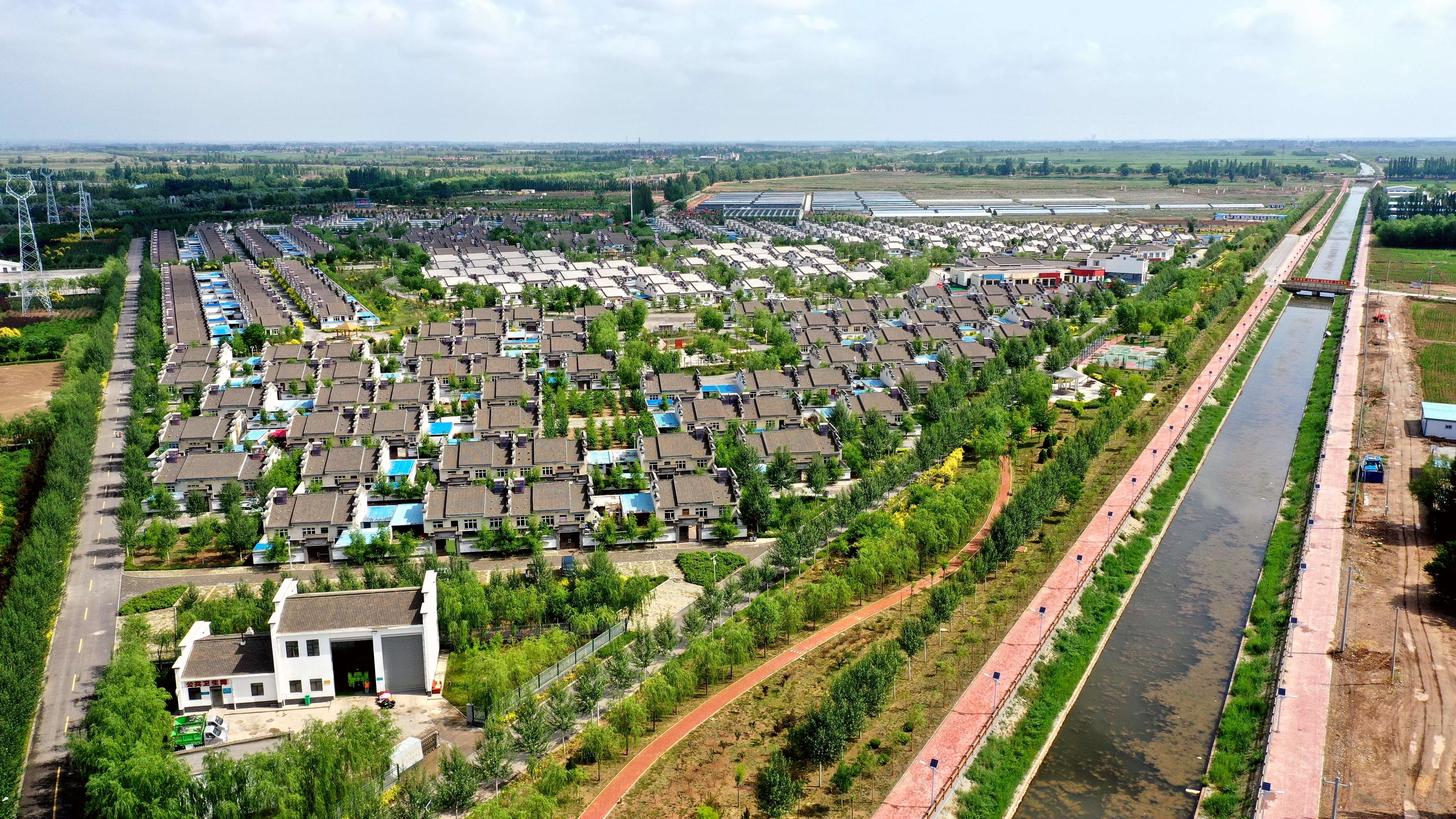 科技护航 果蔬飘香——青海促进智慧“温棚”发展见闻