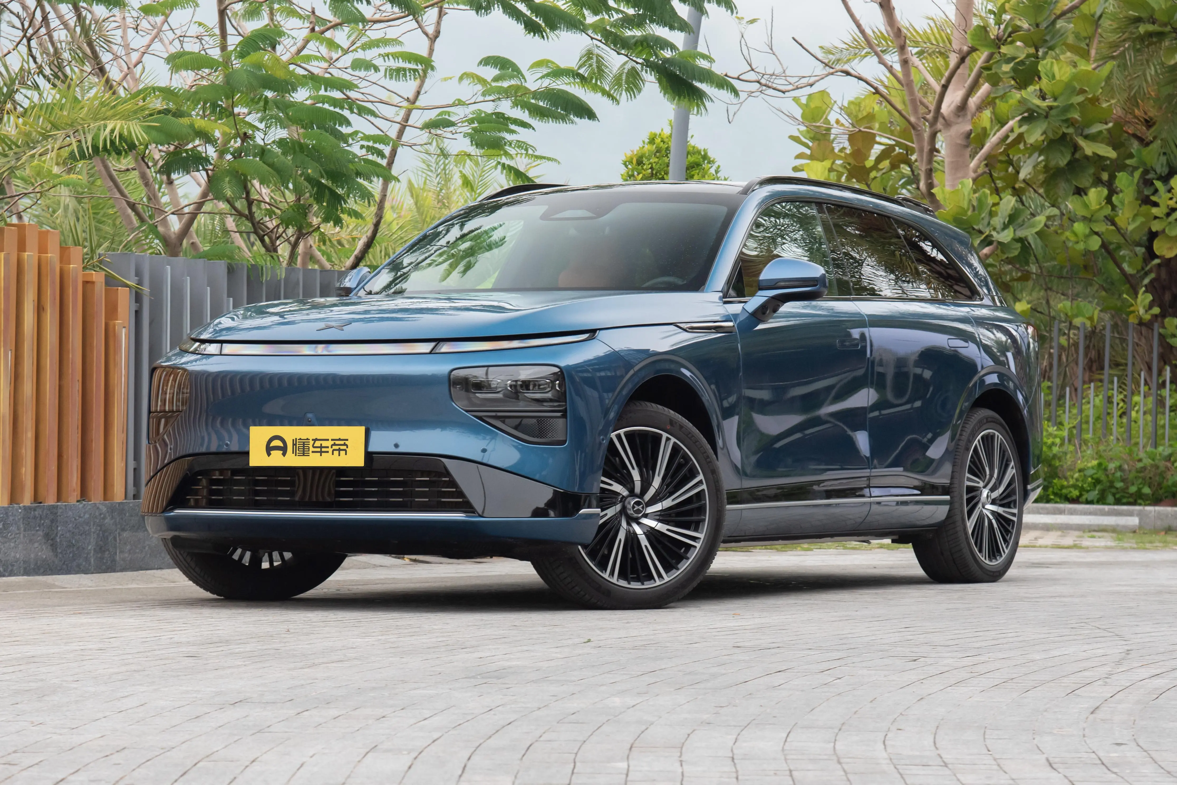 九号公司2025新品发布会召开,多款重磅新品发布