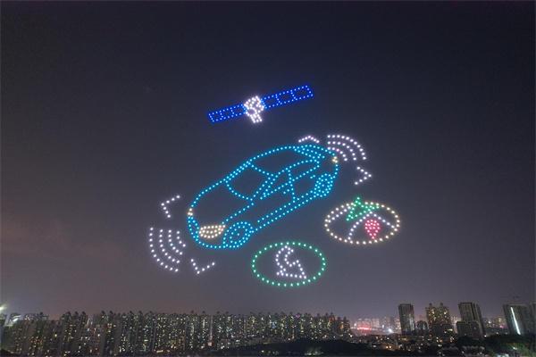 千机闪耀成都夜空，共鉴携程Envision.2025全球合作伙伴欢迎盛典