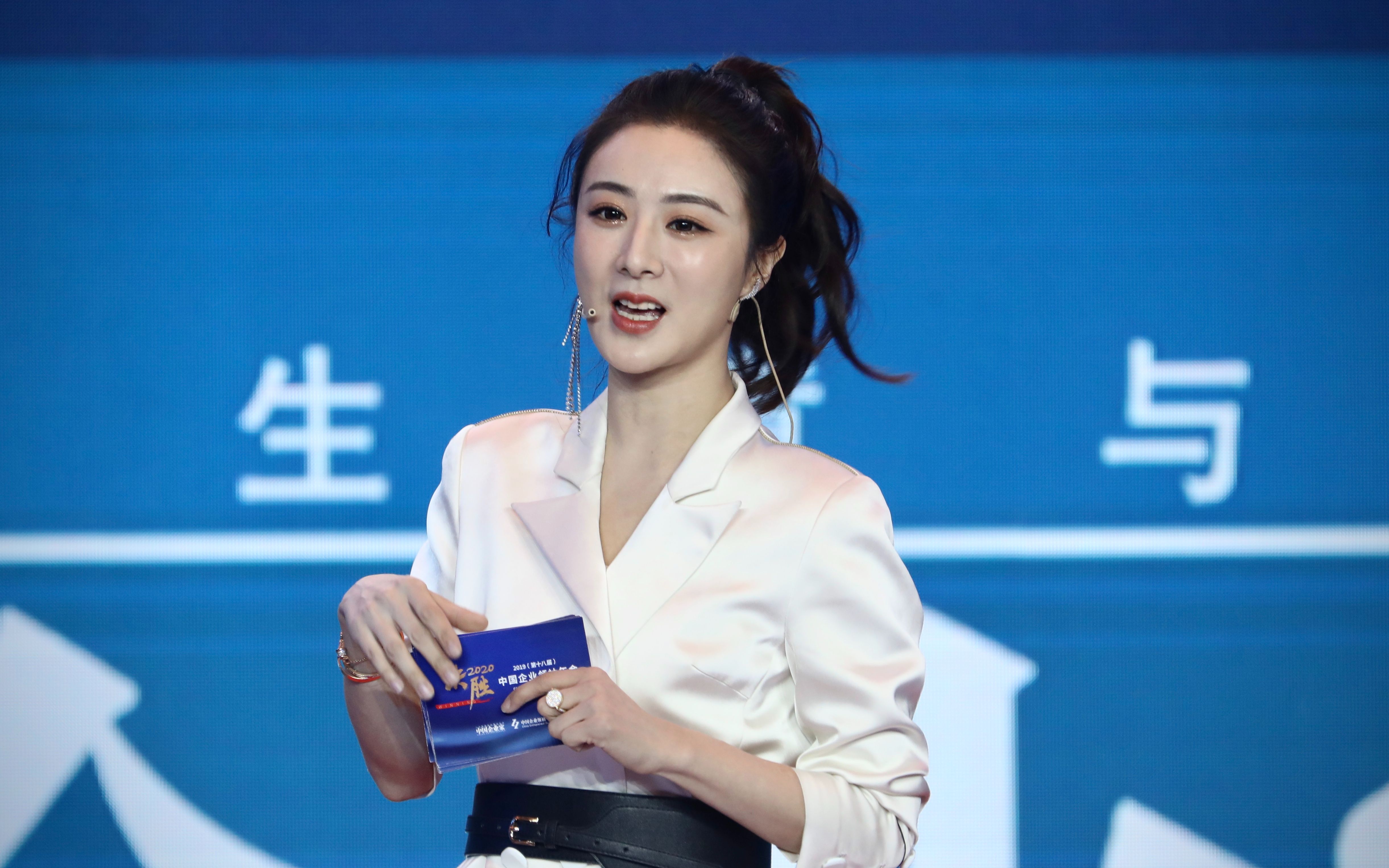 何晓斌：平台主播成青年灵活就业重要选择 多元特征凸显行业发展新态势
