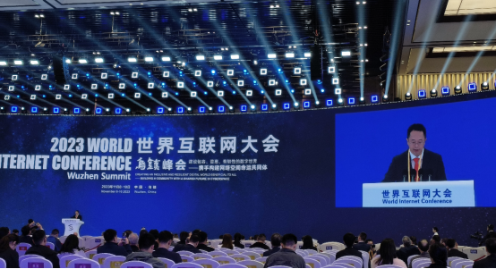 周鸿祎互联网大会谈智能体发展：所有行业都有机会被智能体重塑