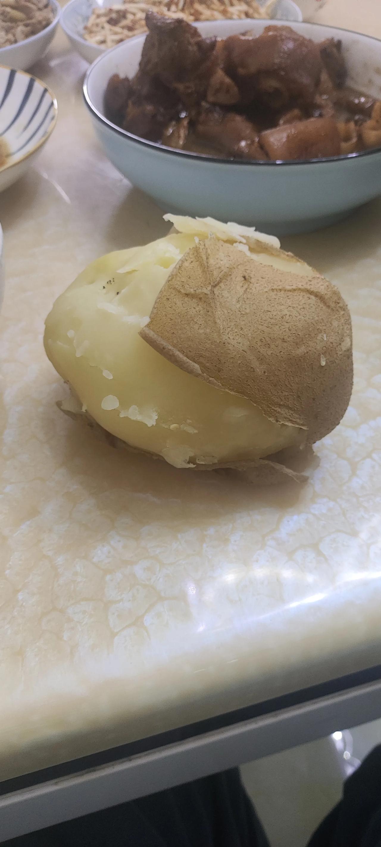 我国科学家揭示马铃薯“身世之谜”