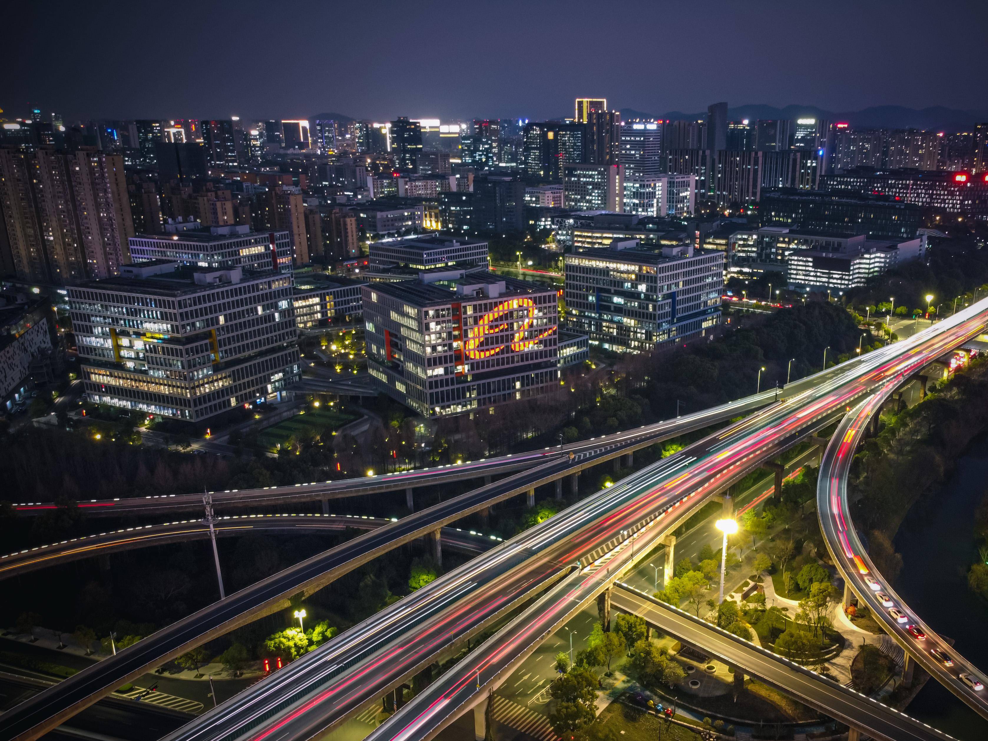 人文经济学丨唤醒人文“厚家底” 激活城市发展“新动能”