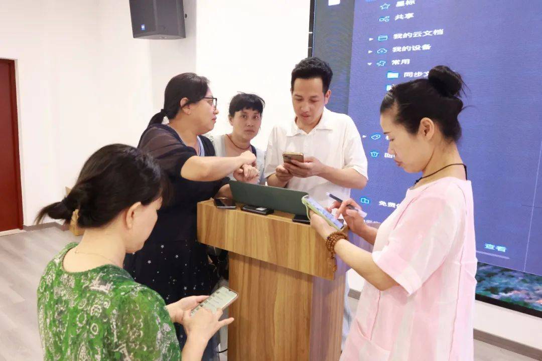 从农家妇女到助农主播：沂蒙二姐的直播电商逐梦之旅